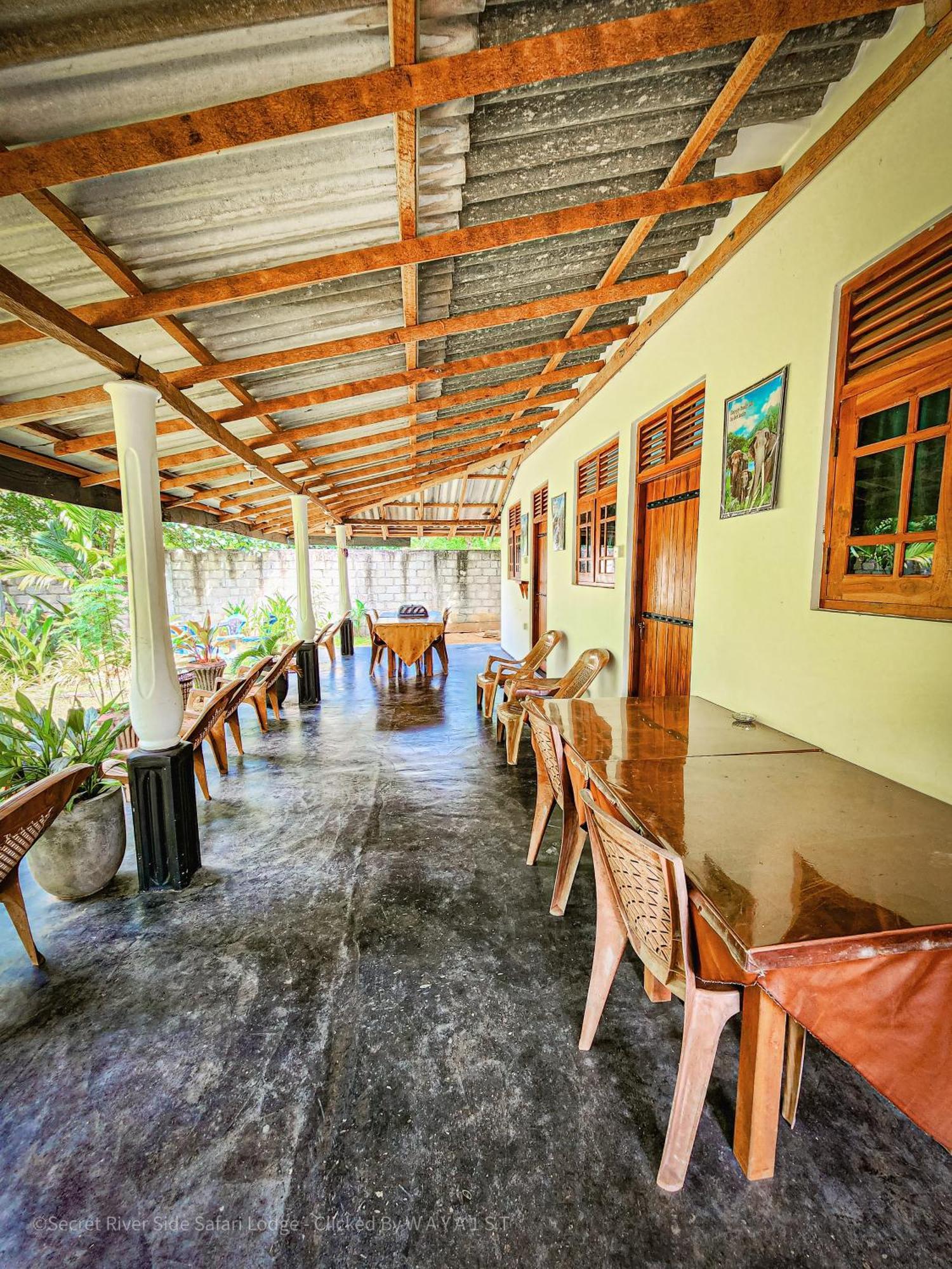 Secret River Side Safari Lodge Udawalawe Exterior foto